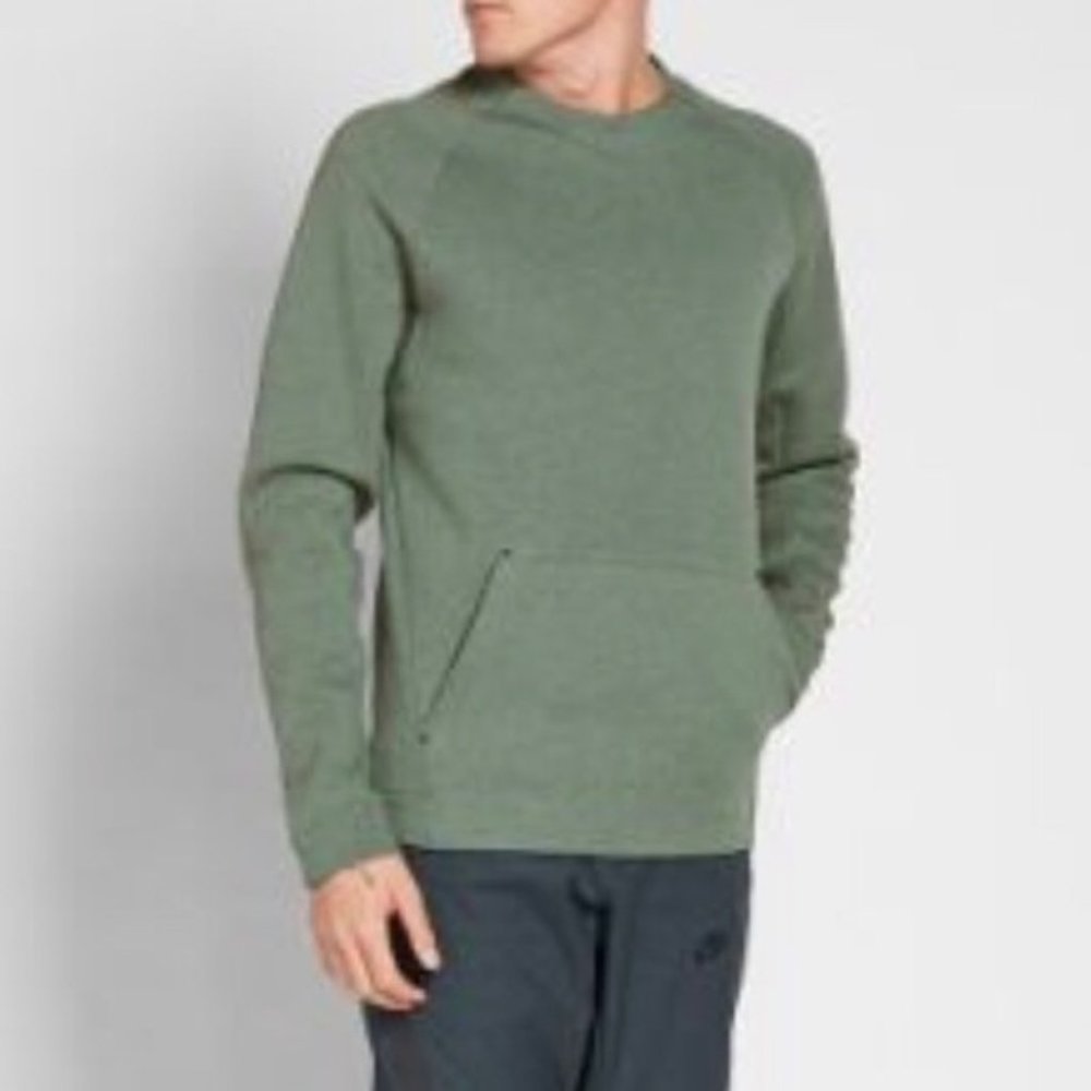 Nike Green Unisex Long Sleeve Athletic Sweater with Front Pocket Size Small